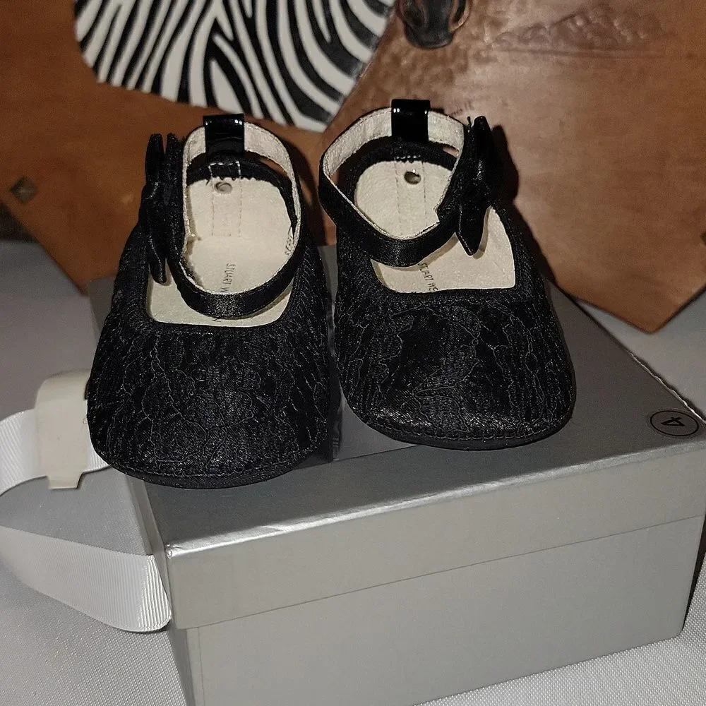 New Stuart Weitzman Black Baby Lacie Lace Shoes 9-12 Months Size 4